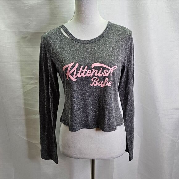 Kittenish Gray Distressed Knit Cropped Tee Size Medium - Picture 4 of 10